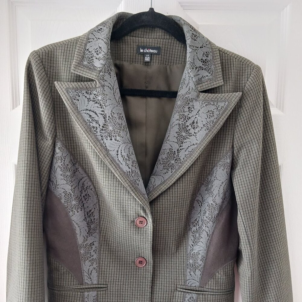 Le Chateau Womans Green Blazer size L Patterned Lace Embellishment Checkered - Picture 2 of 10